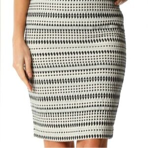 Women's Loft Textured Pencil Skirt